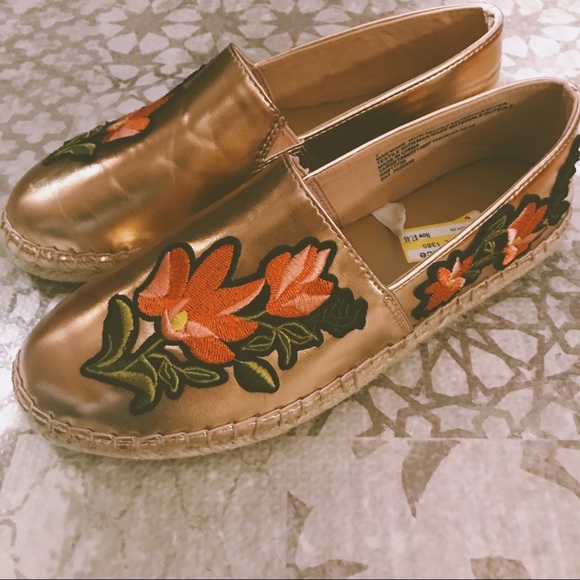 Rose gold espadrilles - Picture 2 of 4